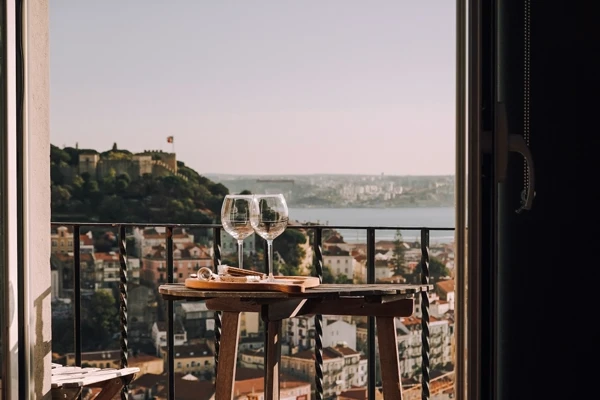 UK to Portugal Tax Residency: What Happens When You Move in 2026?